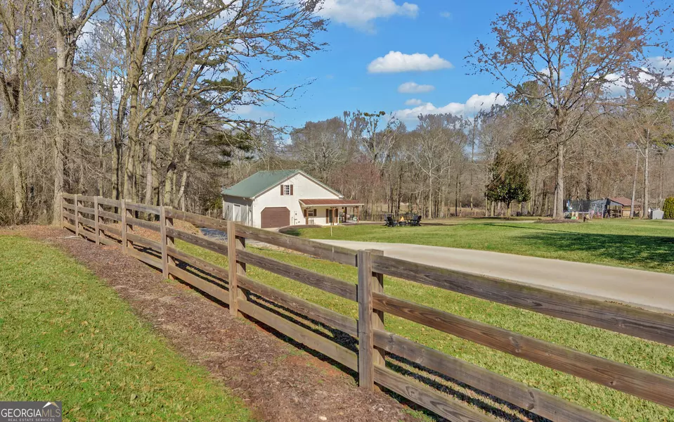 1483 Roper RD, Lavonia, GA 30553