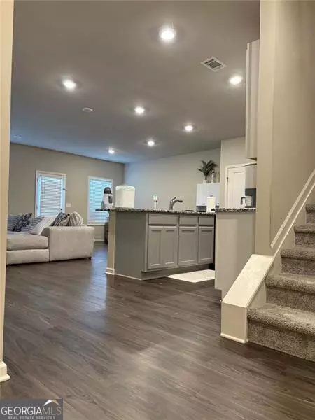 Auburn, GA 30011,156 AUBURN CROSSING DR