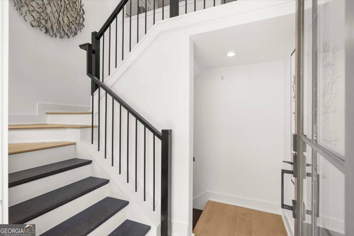 Decatur, GA 30030,201 New ST #2207-113