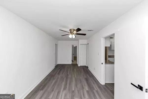 Lithonia, GA 30058,6042 Creekford DR