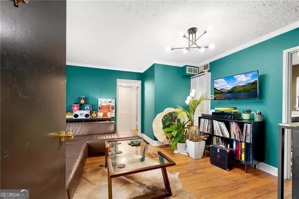 Atlanta, GA 30308,327 3rd ST NE #1