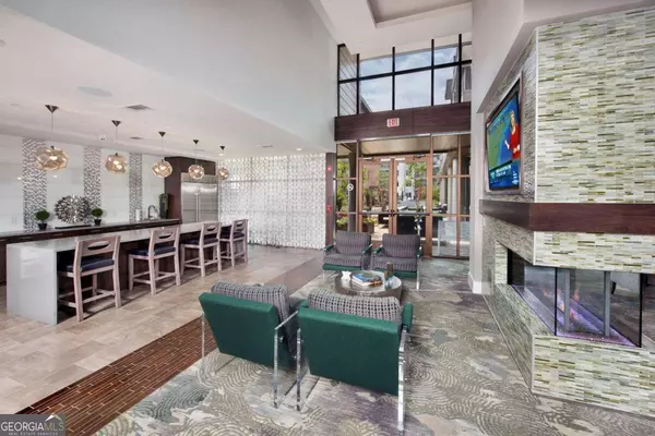 Kennesaw, GA 30152,1490 W Ernest Barrett Pkwy #423