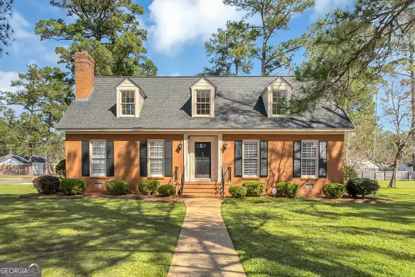 1713 Lynwood LN, Albany, GA 31707