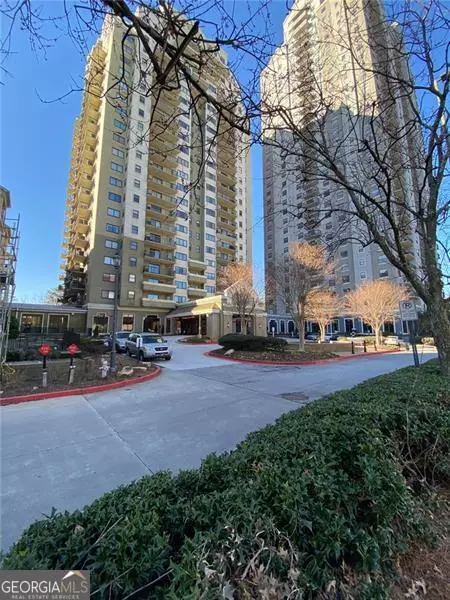 Atlanta, GA 30328,799 Hammond DR #426