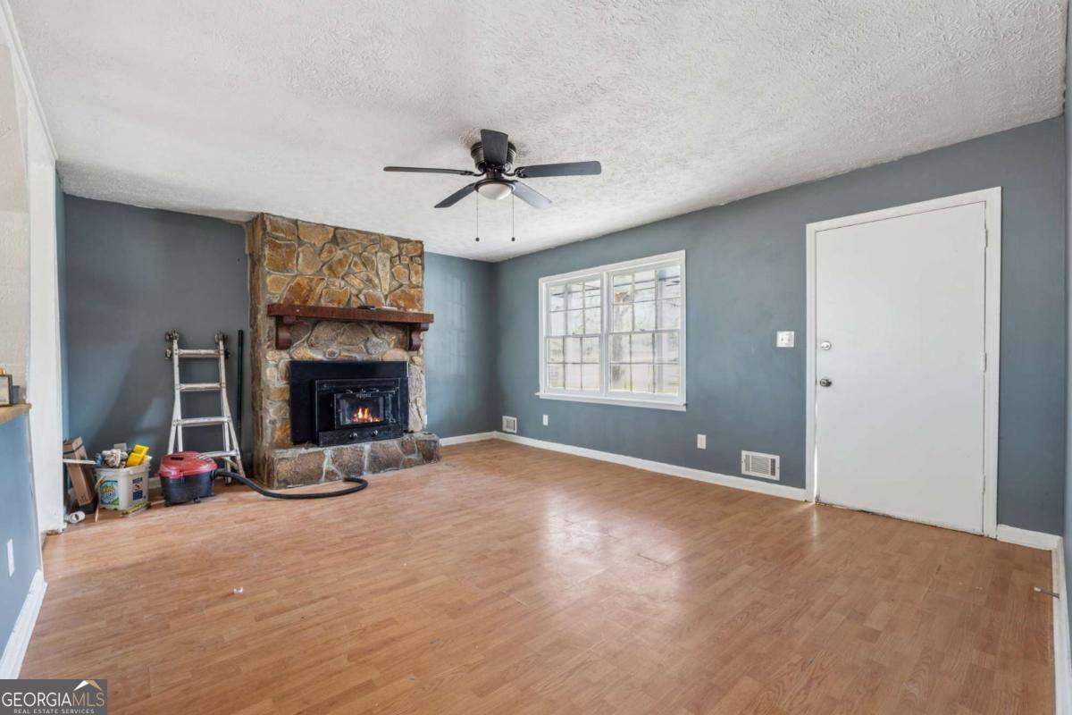 Mcdonough, GA 30253,401 Cabriolet CT