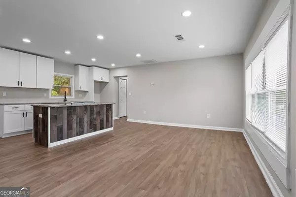 East Point, GA 30344,2478 GRAYWALL ST