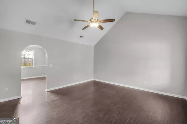 Hinesville, GA 31310,834 N Brickyard RD