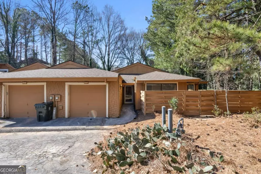 841 Lake Hollow BLVD SW, Marietta, GA 30064