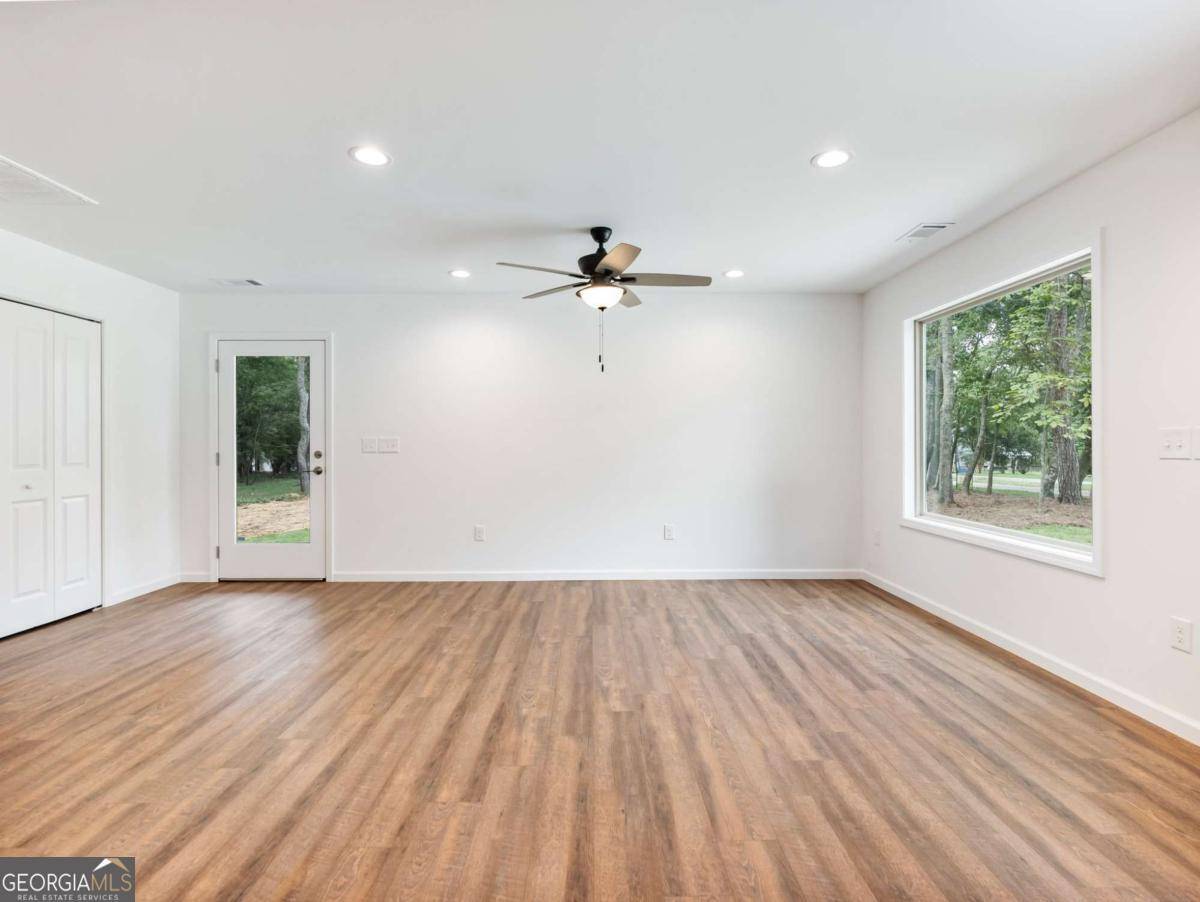 Murrayville, GA 30564,8083 Beachwood DR