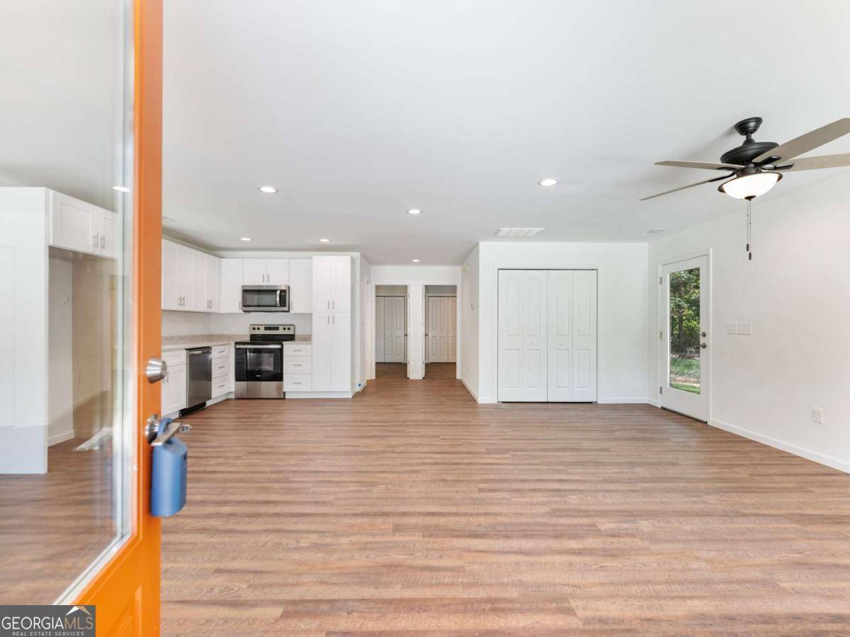 Murrayville, GA 30564,8083 Beachwood DR