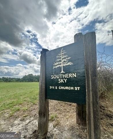 311 Church ST S, Adrian, GA 31002