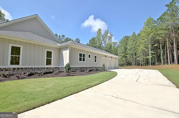 Sharpsburg, GA 30277,250 Bob Smith RD