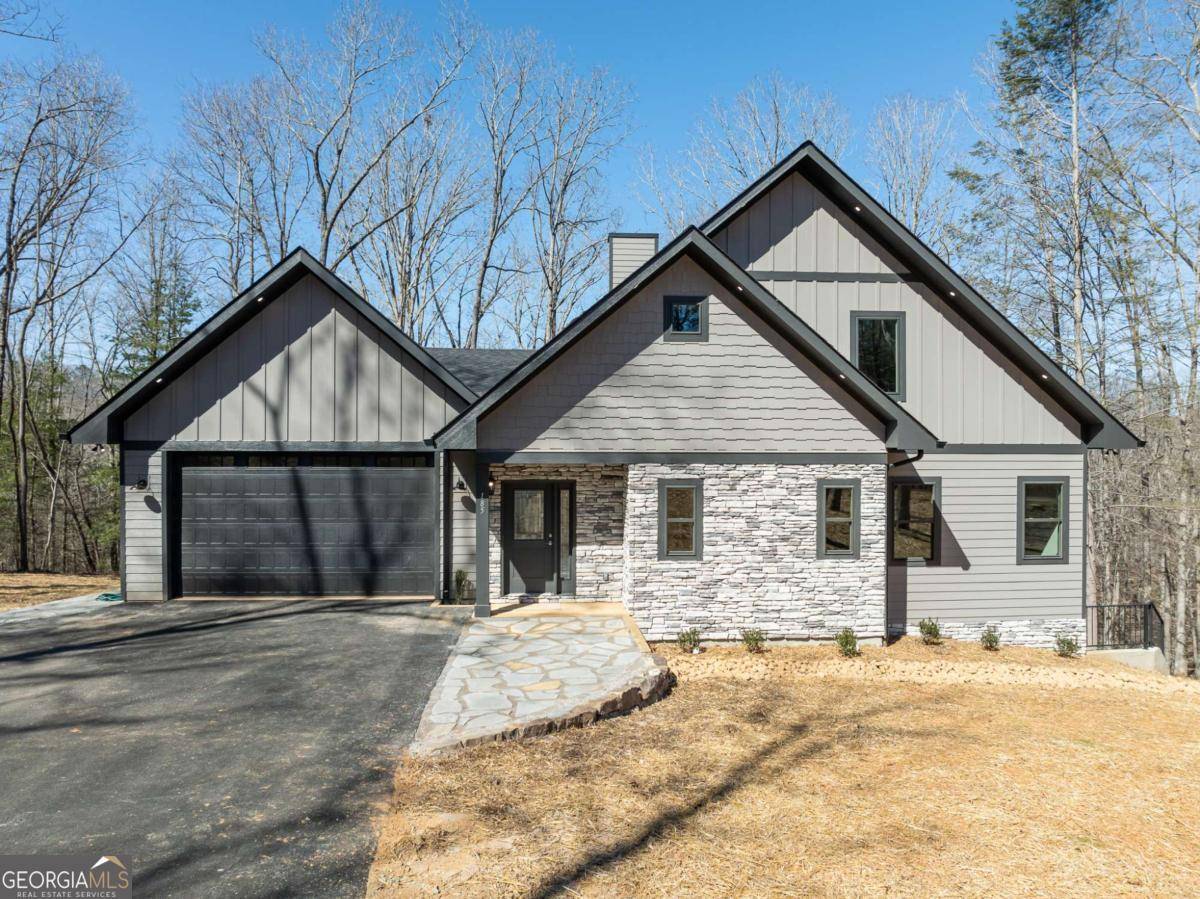 185 Country RD, Talking Rock, GA 30175