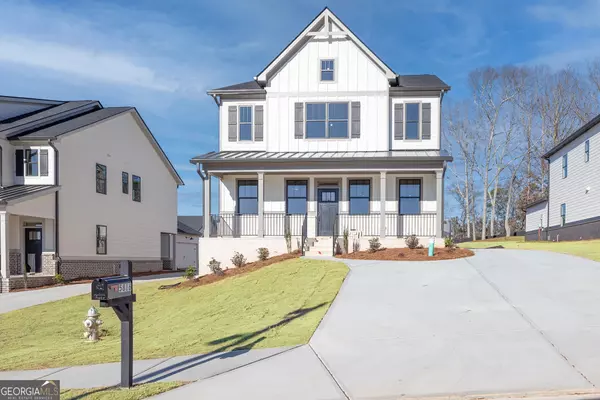 5816 Gainesville ST, Flowery Branch, GA 30542