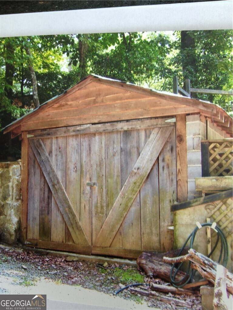 Ellijay, GA 30540,328 Morton DR