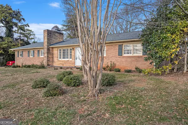 Cornelia, GA 30531,382 Skyland DR