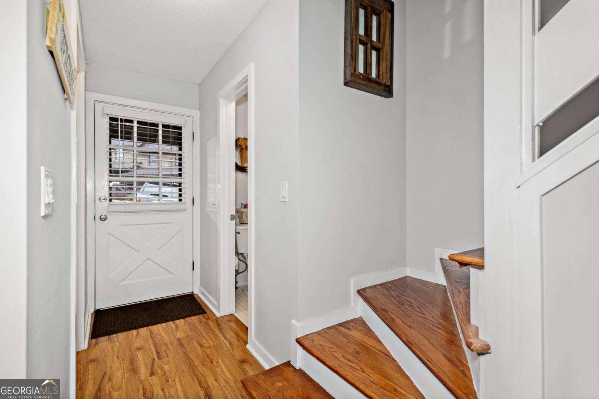 Waleska, GA 30183,14 Mountain View CT