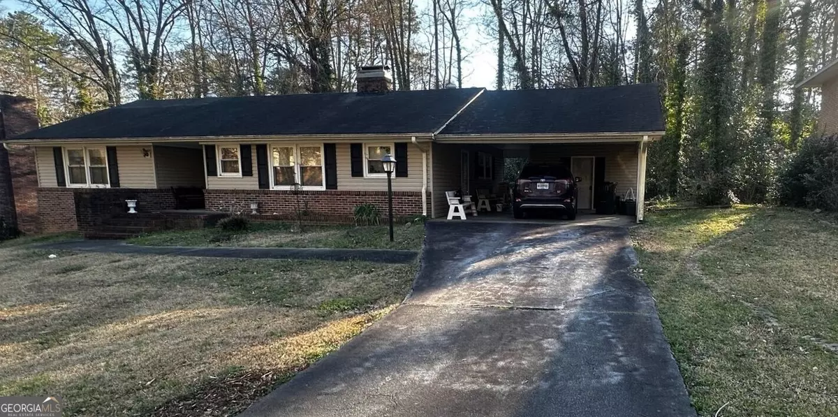 Toccoa, GA 30577,384 Rosedale ST