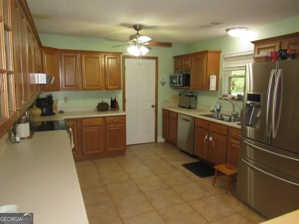 Perry, GA 31069,225 Lake Joy RD