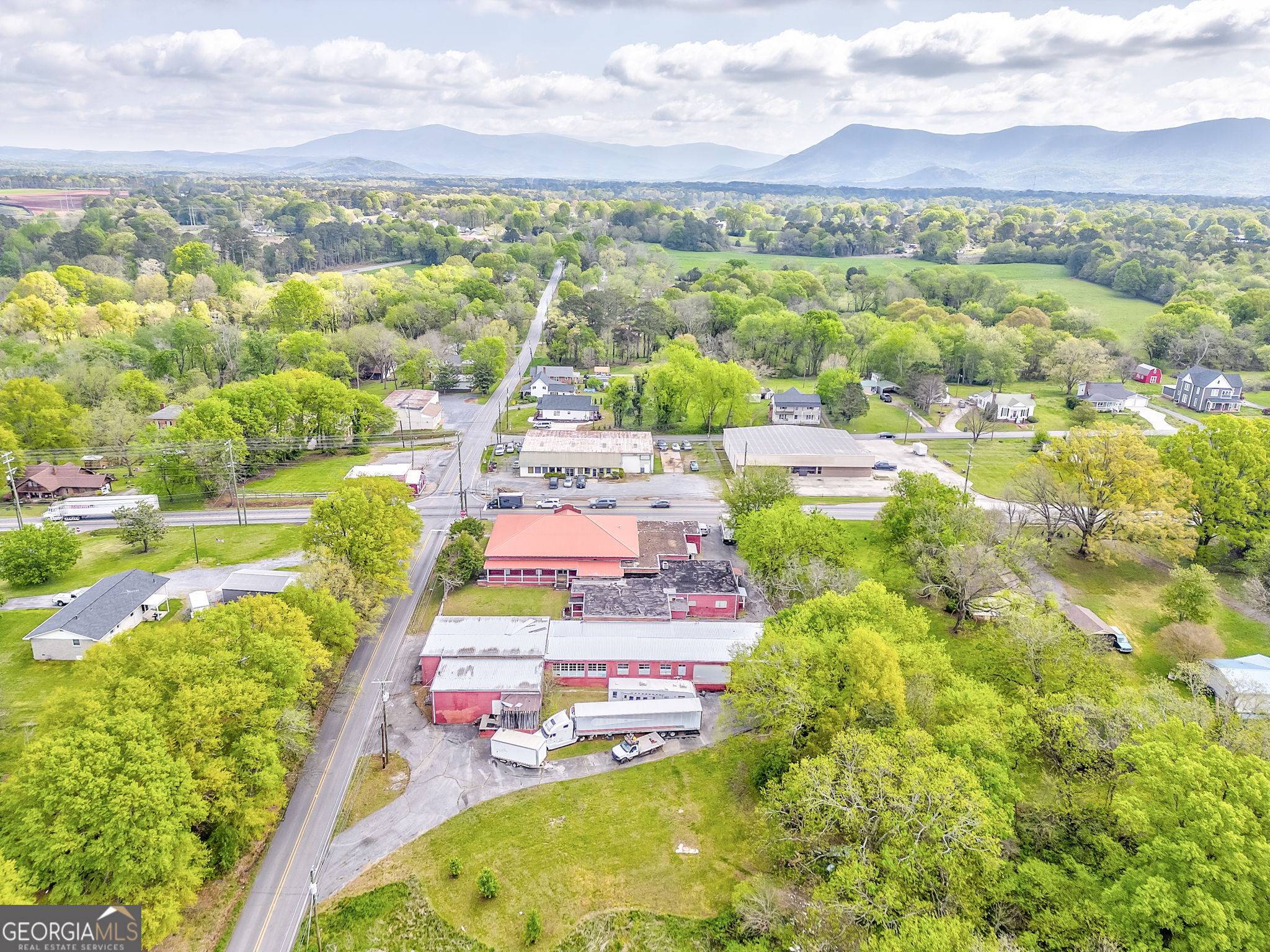 Chatsworth, GA 30705,285 Highway 225 S
