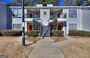 586 Windchase LN, Stone Mountain, GA 30083