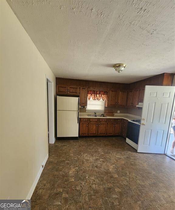 Warner Robins, GA 31093,123 Fisher ST