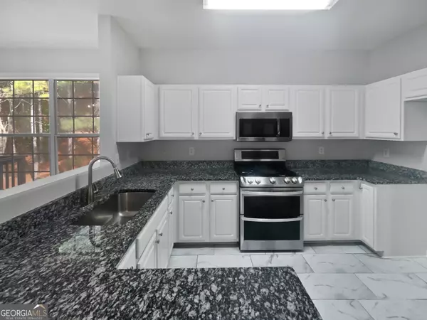 Canton, GA 30114,212 Riverstone Commons CIR