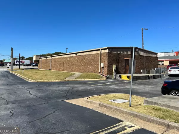 Conyers, GA 30013,1724 Highway 138 SE