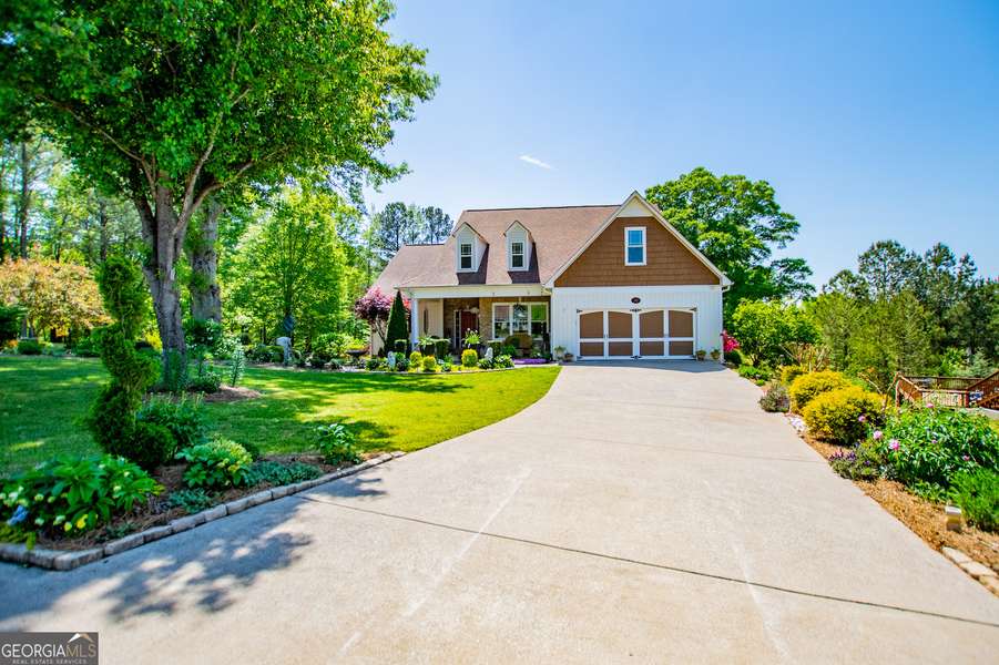 348 N Ridge LN, Temple, GA 30179