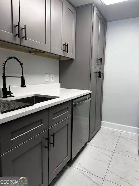 Atlanta, GA 30309,1280 W Peachtree ST NW #1502