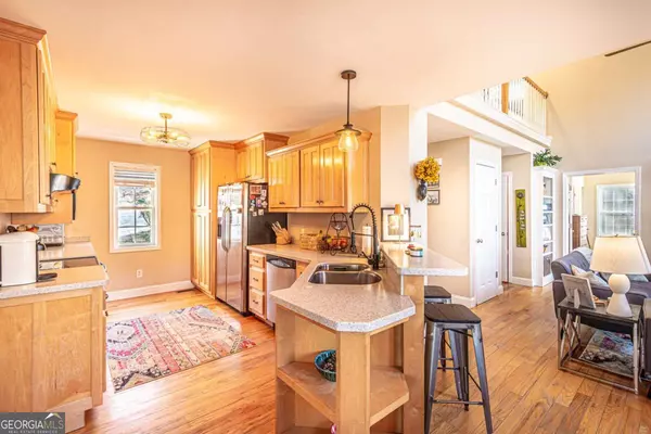 Dahlonega, GA 30533,221 Yahoola Shoals DR