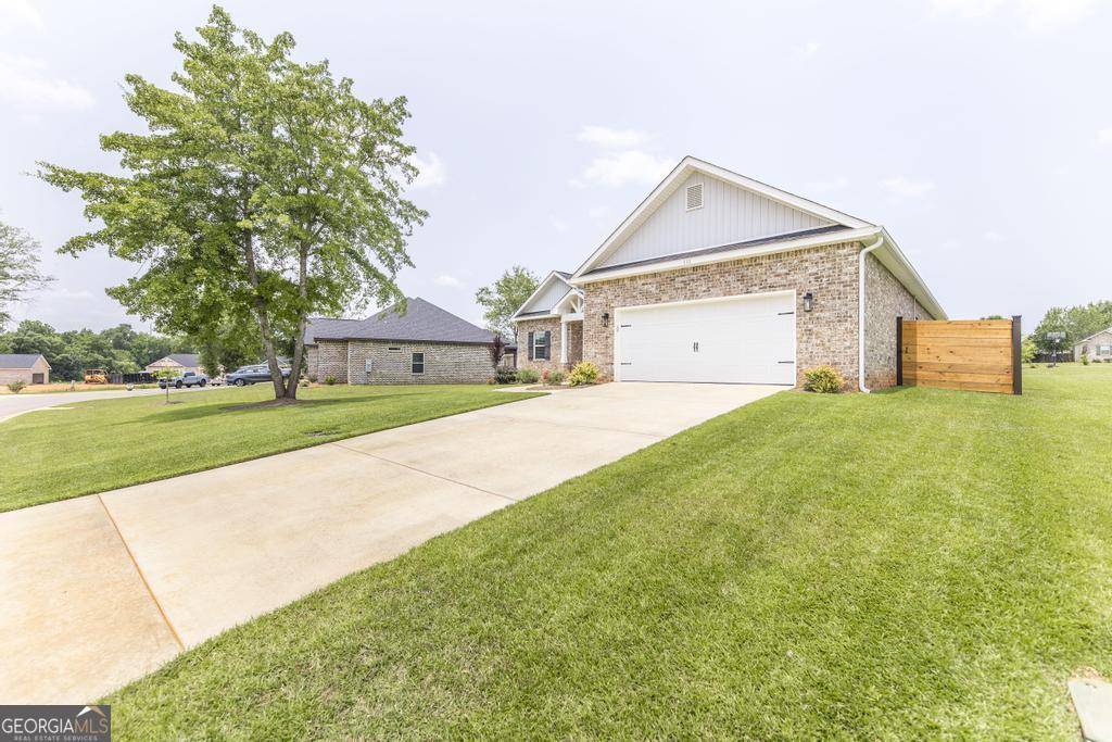 Perry, GA 31069,111 Tilden WAY