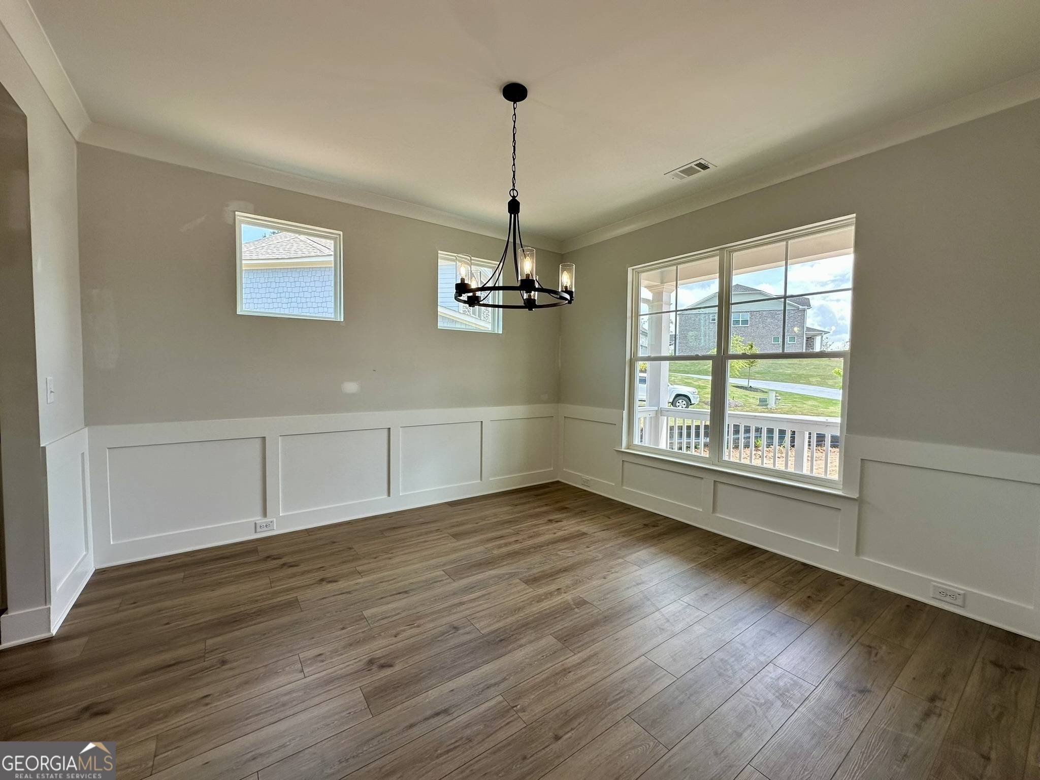 Flowery Branch, GA 30542,6816 Cambridge DR