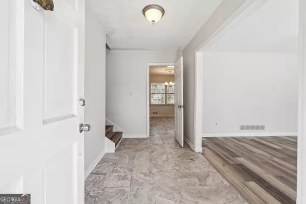 Riverdale, GA 30274,131 Heron DR
