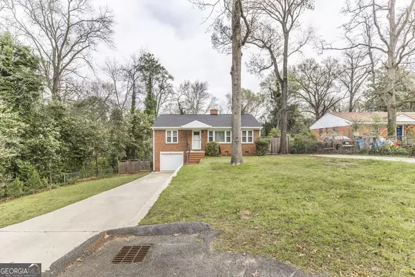 Warner Robins, GA 31093,310 Oakview SQ