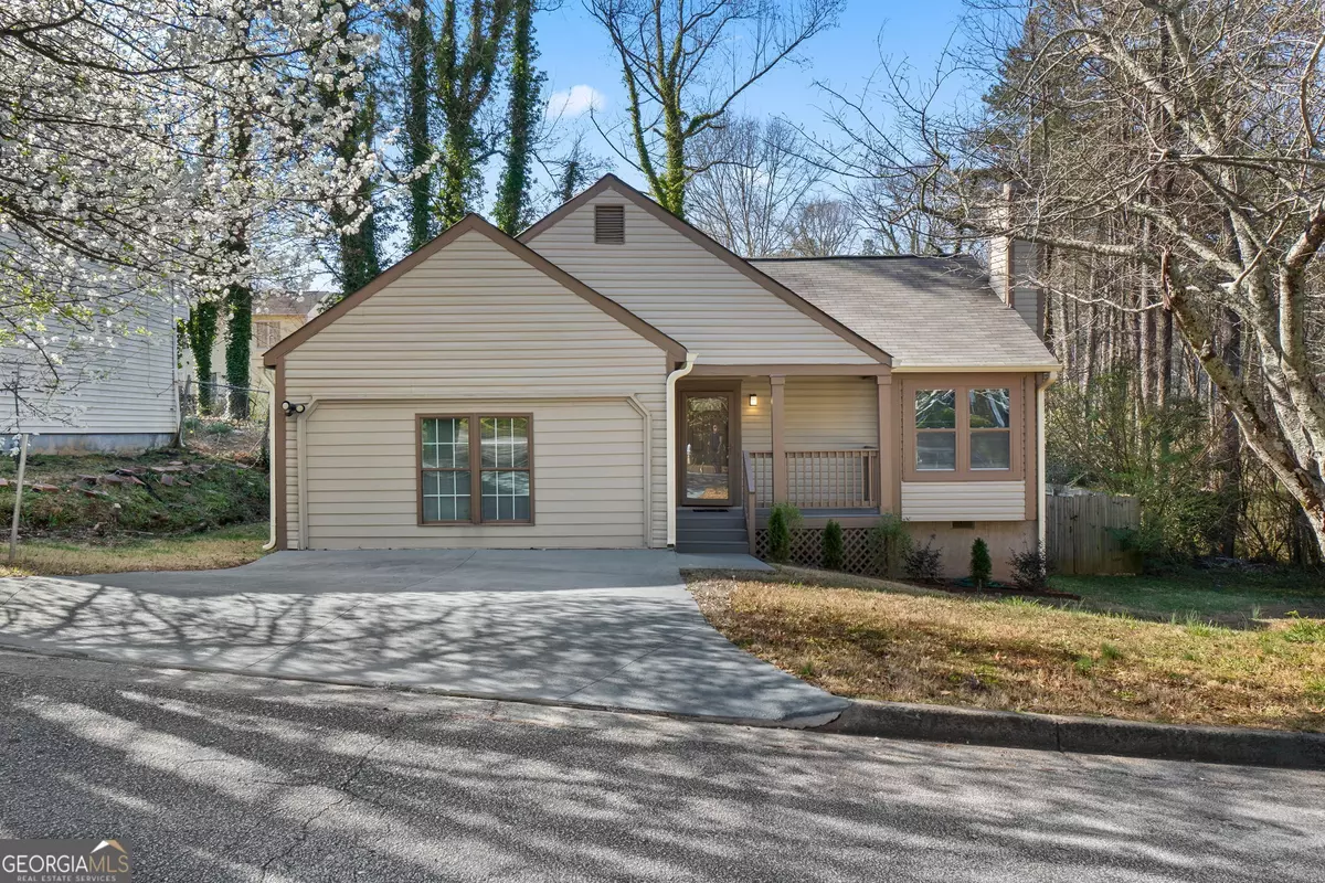 Stone Mountain, GA 30083,649 WOODCREST MANOR DR