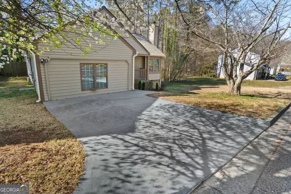 Stone Mountain, GA 30083,649 WOODCREST MANOR DR