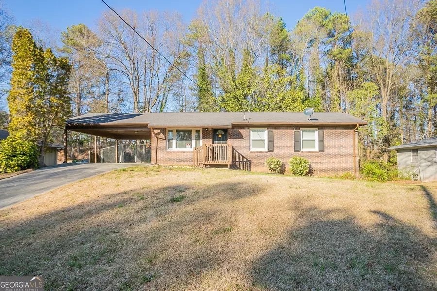 928 Magna Carta DR NW, Atlanta, GA 30318