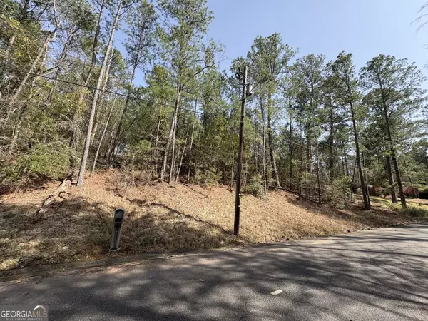 Macon, GA 31211,1949 Deerwood PL