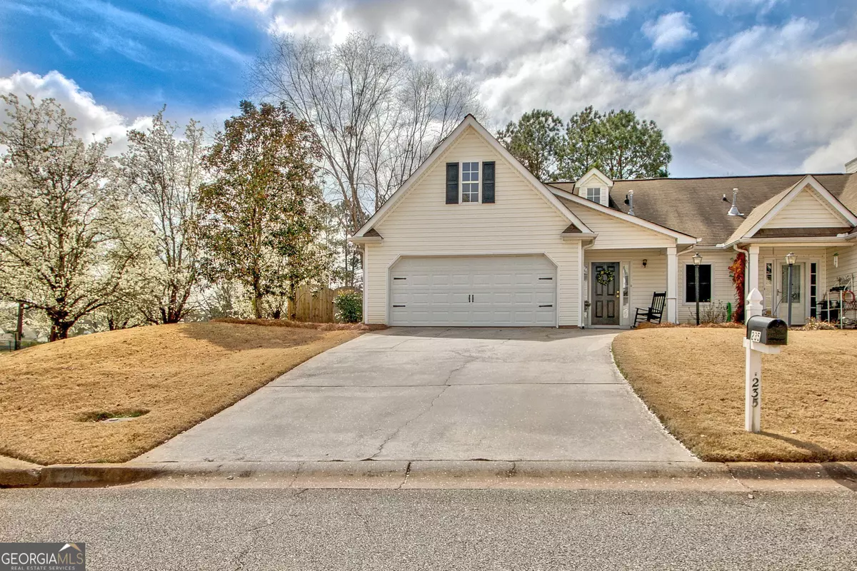 Newnan, GA 30265,235 Courtyard LN