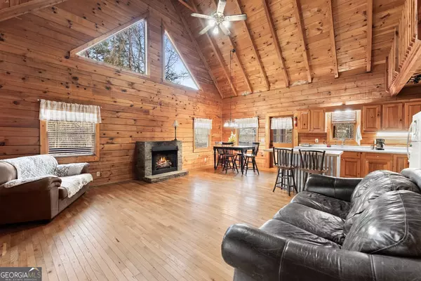 Cleveland, GA 30528,82 Log Cabin TRL