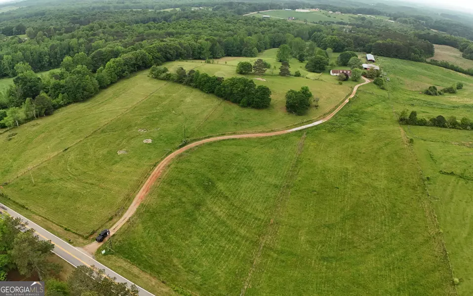 1761 Reavesville RD, Bowdon, GA 30108