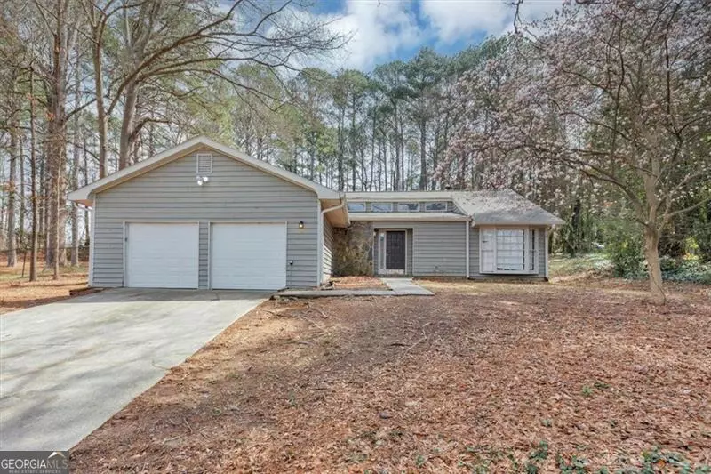 7018 CHIMNEY RIDGE DR, Riverdale, GA 30296