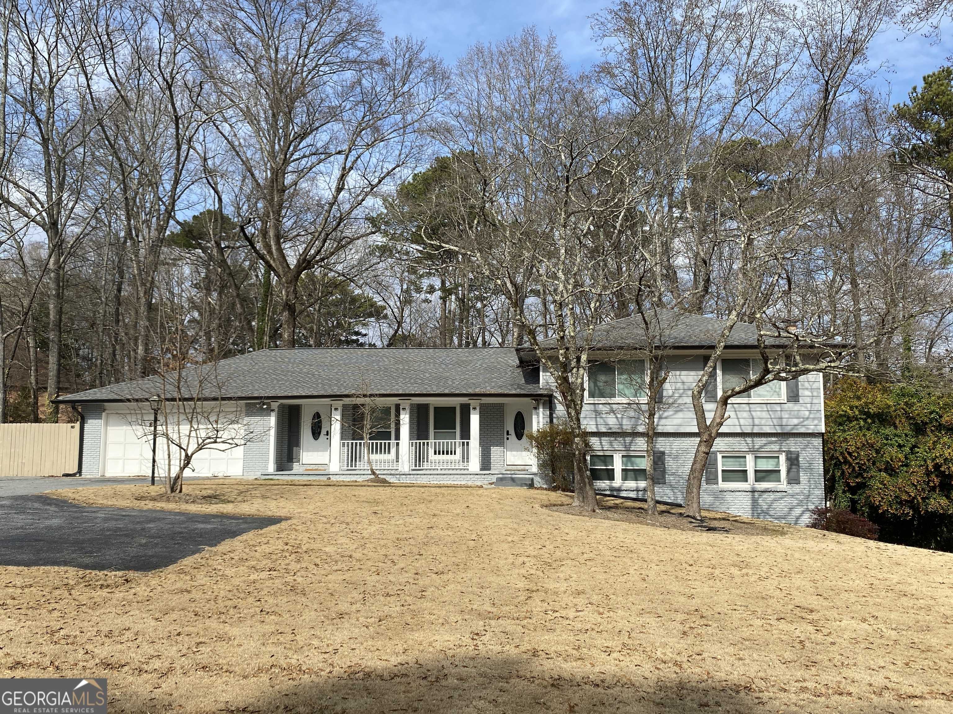 1888 Peeler RD, Dunwoody, GA 30338