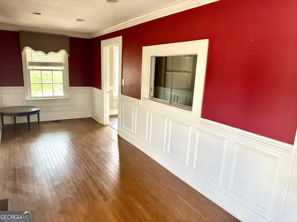 Griffin, GA 30223,914 W Taylor ST