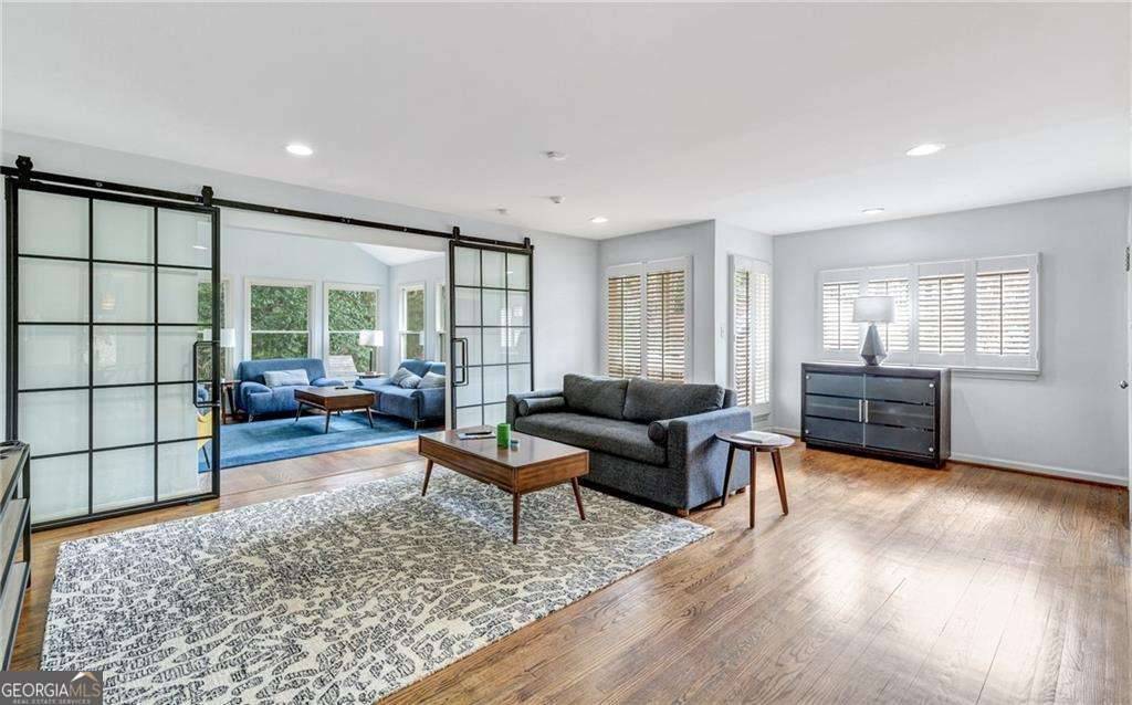 155 Worth DR, Atlanta, GA 30327