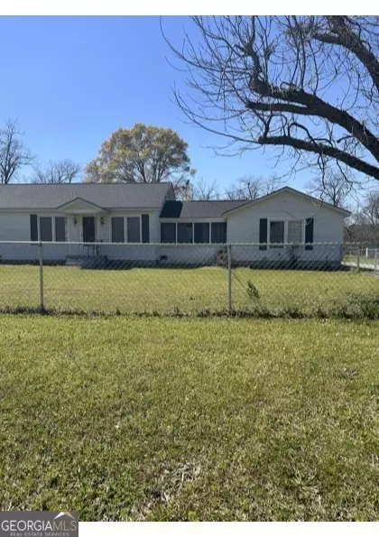 530 Abbeville HWY, Hawkinsville, GA 31036