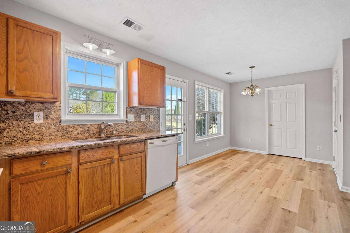 Loganville, GA 30052,3313 Summit Creek LN