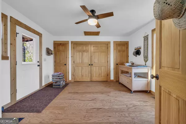 Toccoa, GA 30577,181 Yonah Lake CIR