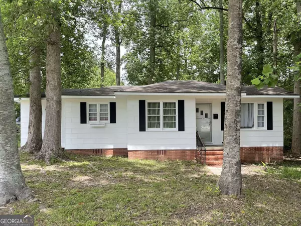 646 N Main ST, Swainsboro, GA 30401